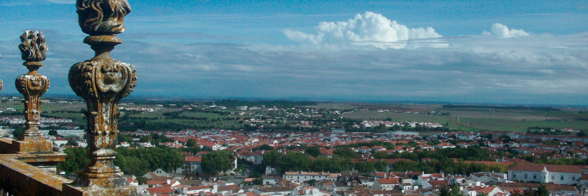 Panoramic view of Évora from the roof of the Cathedral.
