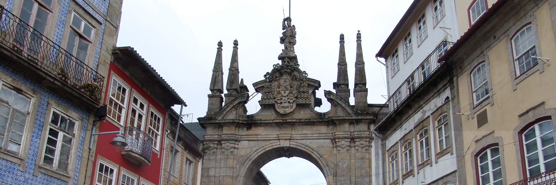 Top of the Arco da Porta Nova (New Gate Arch)
