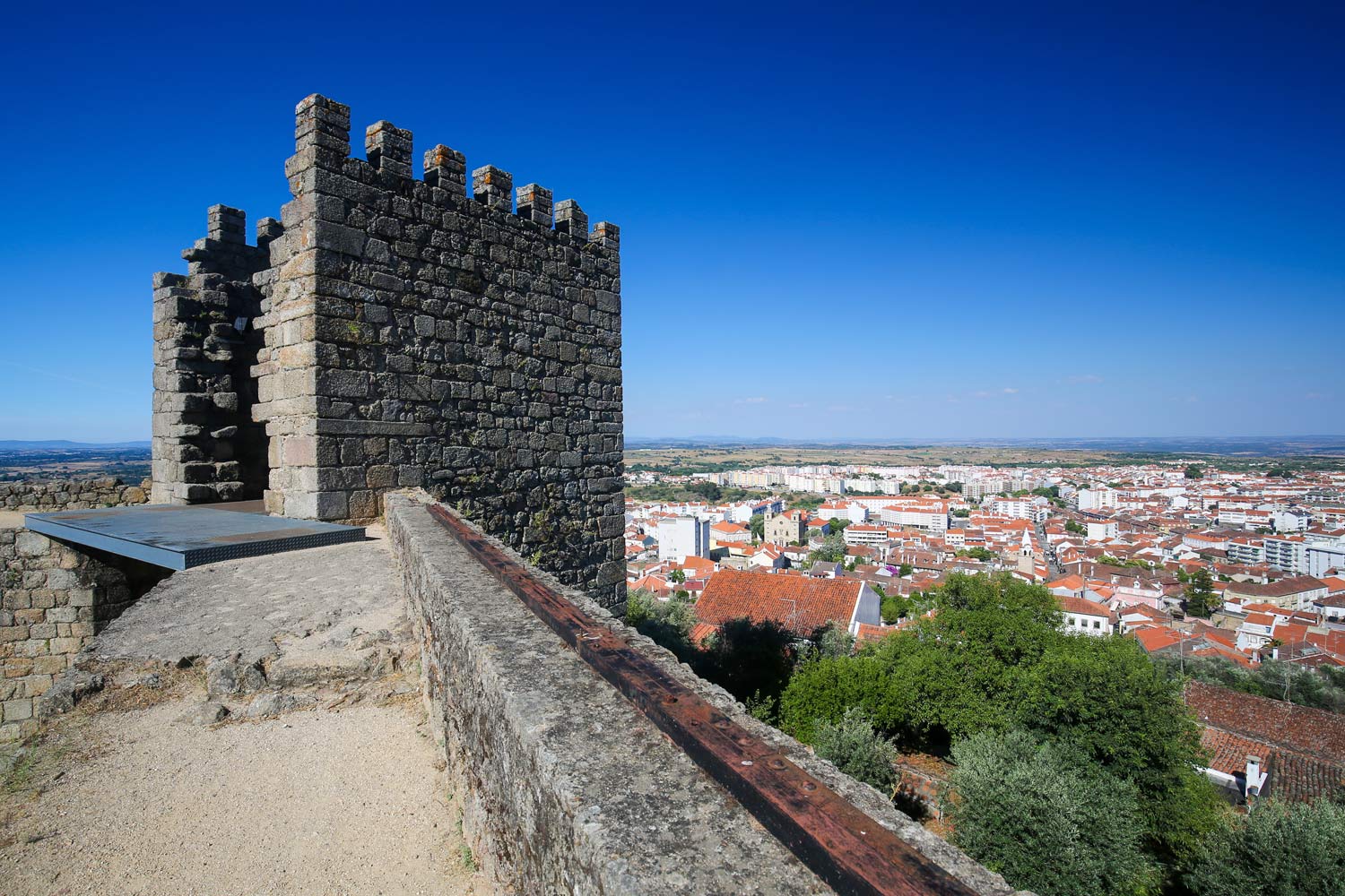 ameia do castelo, com vista da cidade