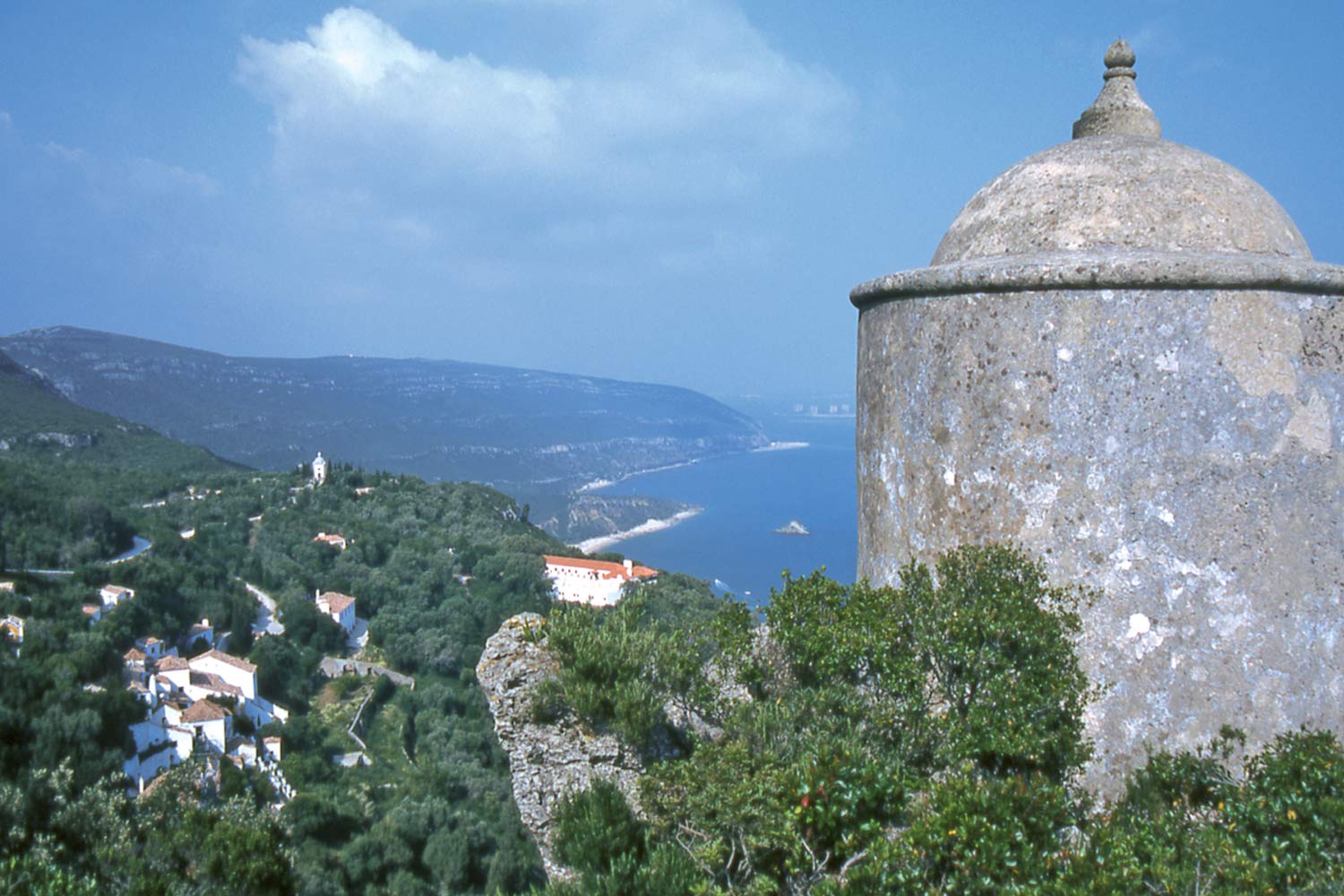 capela em pedra na Serra da Arrábida