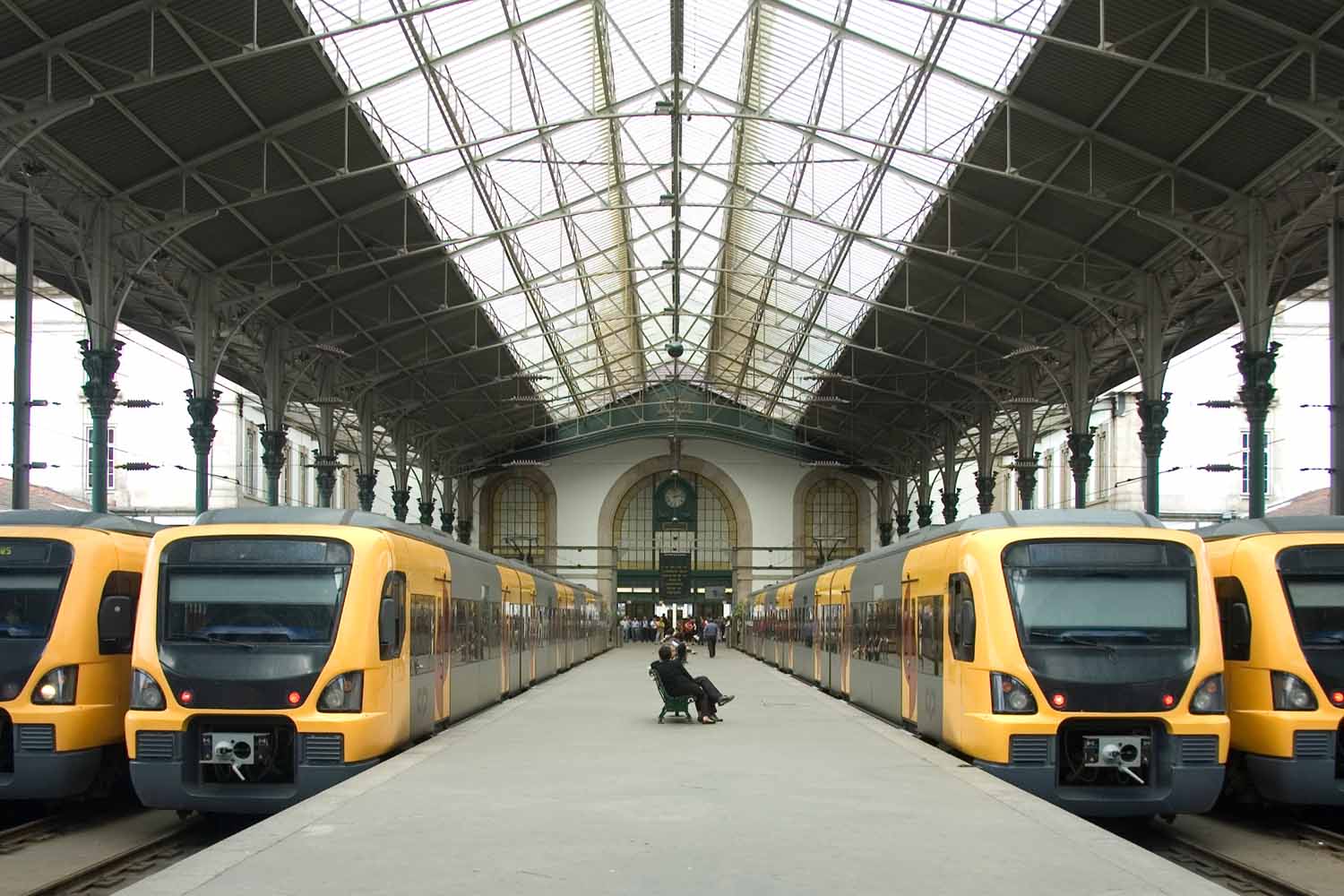 Automotoras Elétricas CP 3400 - frente de 4 automotoras