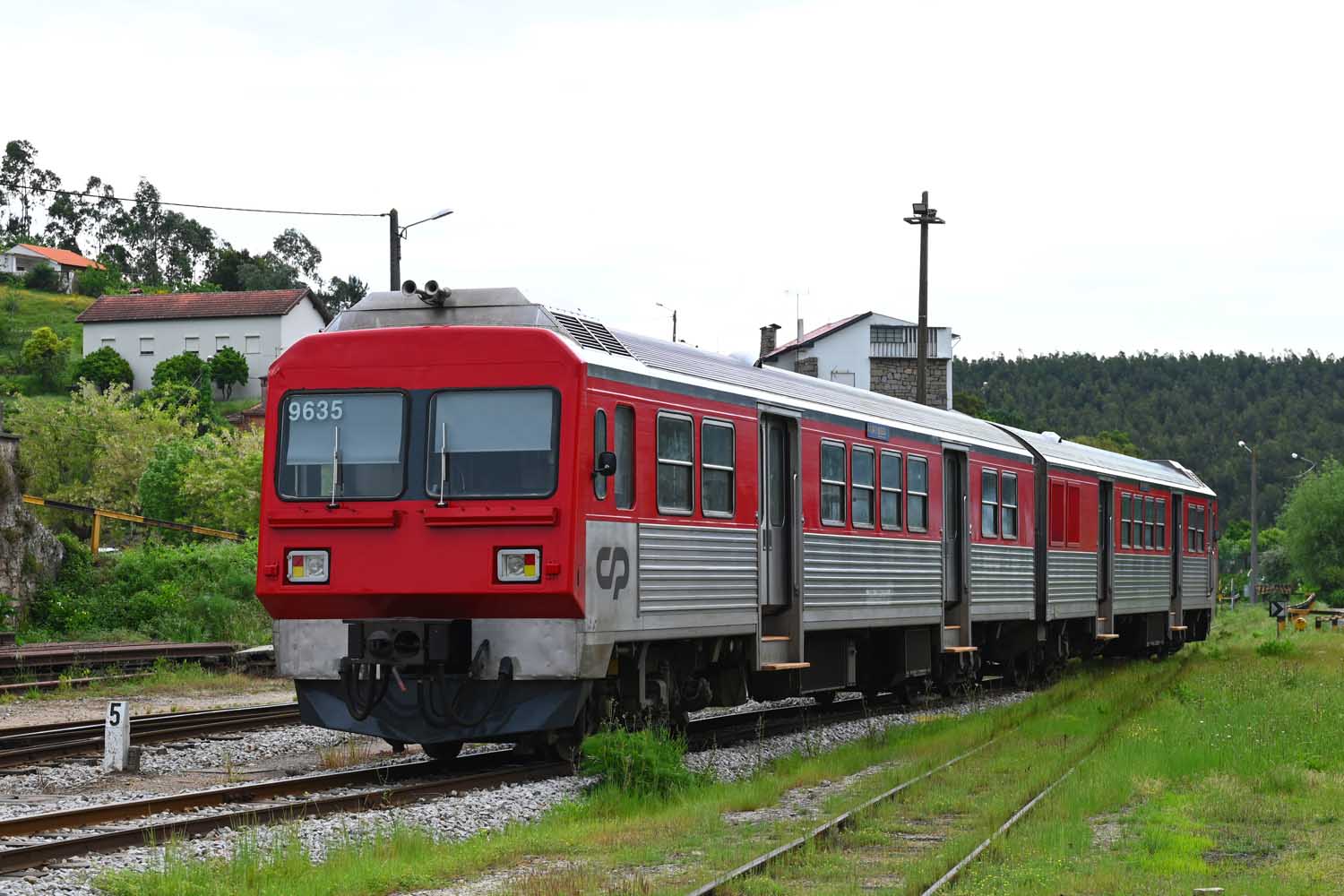 Diesel Multiple Unit CP 9635